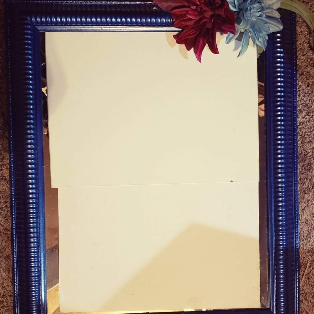Decorative Mirror - Picture 2 of 4